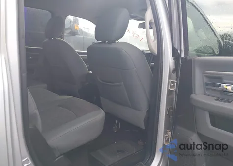 2016 Ram 1500 Outdoorsman z USA, uszkodzony, nr VIN 1C6RR7LG4GS106598